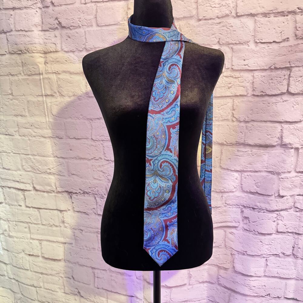 PETER MILLAR BLUE AND RED PAISLEY TIE